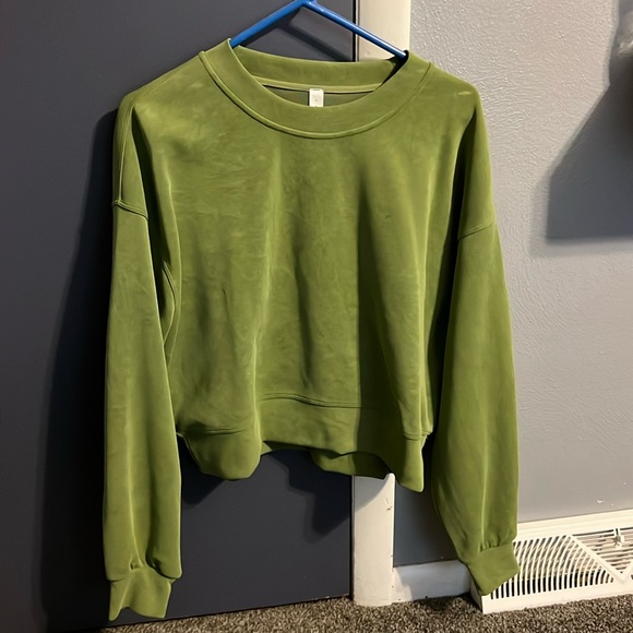 Lululemon softstreme perfectly oversized cropped crew. - Picture 1 of 3